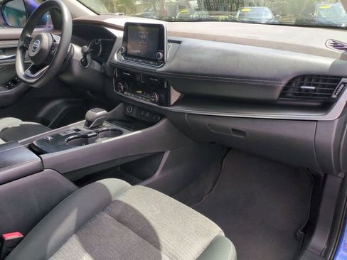Used 2021 Nissan Rogue SV FWD image 27