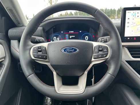 New 2026 Ford Explorer Active w/ Active Comfort Package image 19