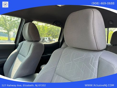 Used 2019 Toyota Tacoma Limited image 10