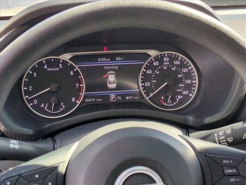 Used 2024 Nissan Sentra SV image 11