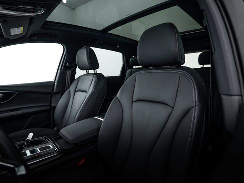 Certified 2025 Audi Q7 2.0T Premium Plus w/ Premium Plus Package image 16