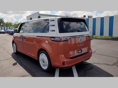 New 2025 Volkswagen ID. Buzz 1st Edition image 17