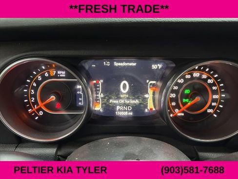 Used 2018 Jeep Wrangler Unlimited Sahara image 17