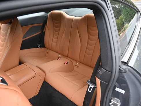 Used 2023 BMW M850i xDrive Coupe image 21