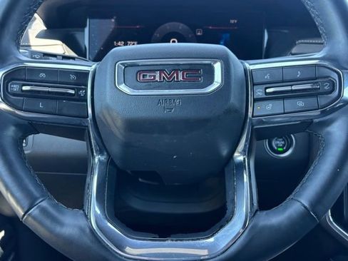 Used 2024 GMC Acadia Elevation FWD image 18