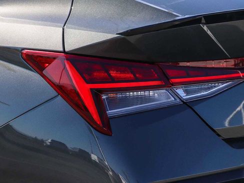 New 2026 Hyundai Elantra SEL Sport FWD image 9