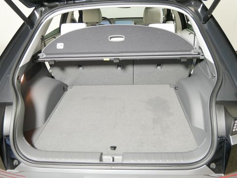 Used 2024 Hyundai Ioniq 5 Limited AWD/4WD image 18