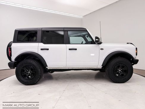 Used 2024 Ford Bronco Wildtrak image 30