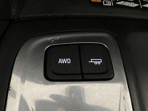 Used 2019 Chevrolet Equinox Premier image 22