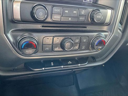 Used 2018 Chevrolet Silverado 1500 LT w/ All Star Edition image 30