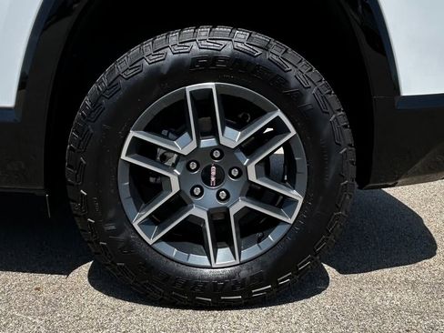 New 2026 GMC Terrain AT4 w/ Convenience Package III AWD/4WD image 35