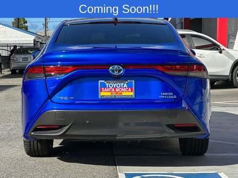 Used 2021 Toyota Mirai RWD image 5