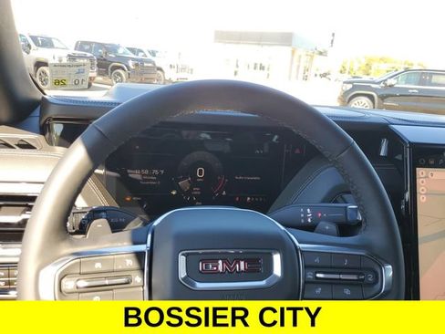 New 2026 GMC Yukon XL Elevation image 19