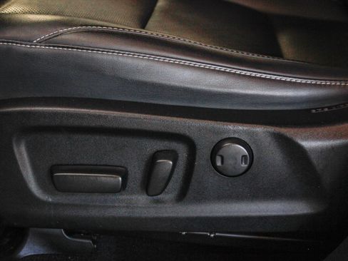 Used 2021 Lexus RX 350L FWD w/ Premium Package image 22