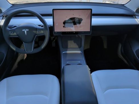 Used 2023 Tesla Model 3 Standard Range image 15