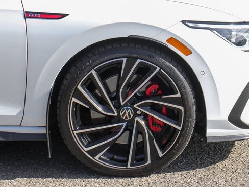 Used 2022 Volkswagen GTI Autobahn image 40