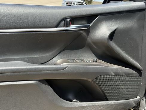 Used 2022 Toyota Camry LE FWD image 22