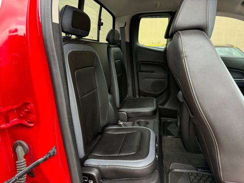 Used 2016 Chevrolet Colorado Z71 AWD/4WD image 18