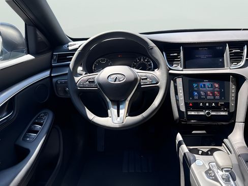 Used 2023 INFINITI QX55 Luxe w/ Accent Package AWD/4WD image 21