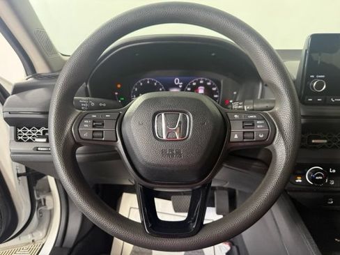 Used 2025 Honda Accord SE image 26