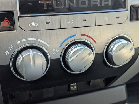 Used 2016 Toyota Tundra SR5 image 18