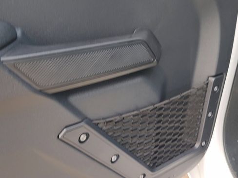 New 2025 Ford Bronco 4-Door image 19