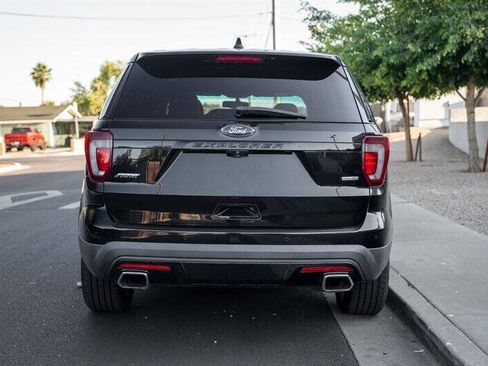 Used 2017 Ford Explorer Sport w/ Equipment Group 401A AWD/4WD image 4