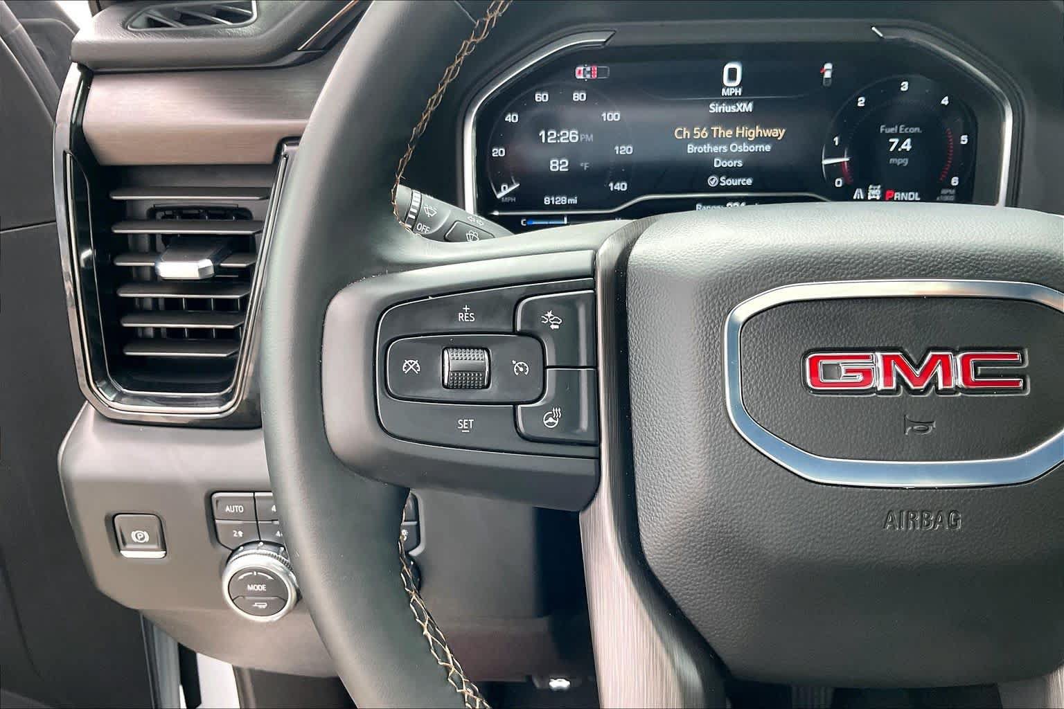 Used 2025 GMC Sierra 2500 AT4 AWD/4WD image 23