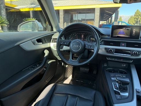 Used 2017 Audi A4 2.0T Premium image 22