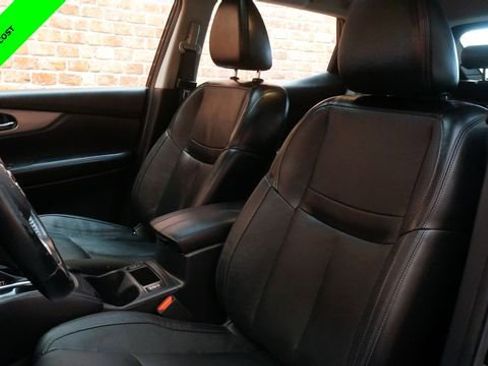 Used 2020 Nissan Rogue Sport SL w/ Premium Package image 10