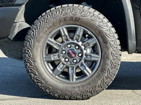 Used 2024 GMC Sierra 1500 AT4X AWD/4WD image 26