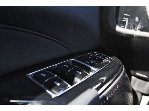 New 2026 Cadillac Lyriq Luxury image 15