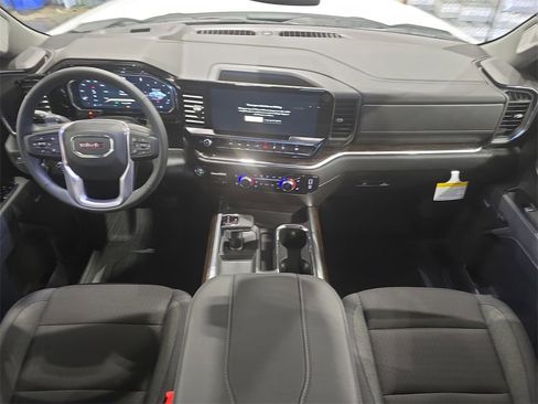 New 2026 GMC Sierra 1500 Elevation image 9