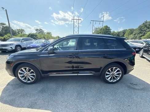 Used 2021 Lincoln Corsair AWD w/ Premium Package image 8