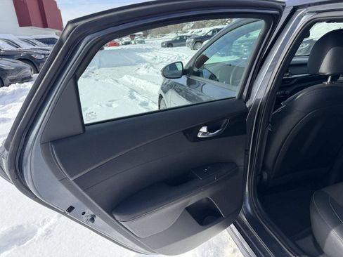 Used 2021 Kia Forte GT-Line image 18