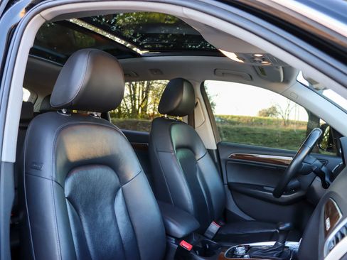 Used 2016 Audi Q5 2.0T Premium Plus w/ Technology Package image 21