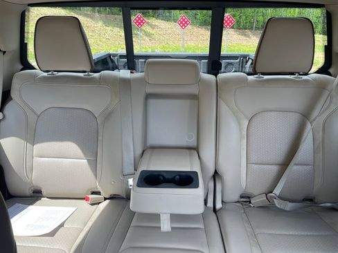 Used 2020 RAM 1500 Laramie RWD image 21