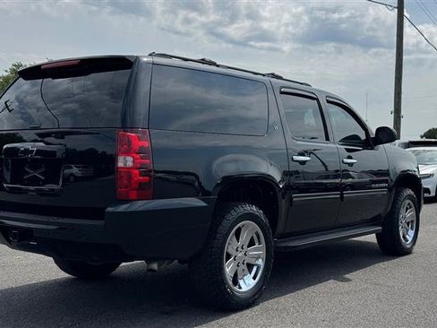 Used 2013 Chevrolet Suburban LT AWD/4WD image 7