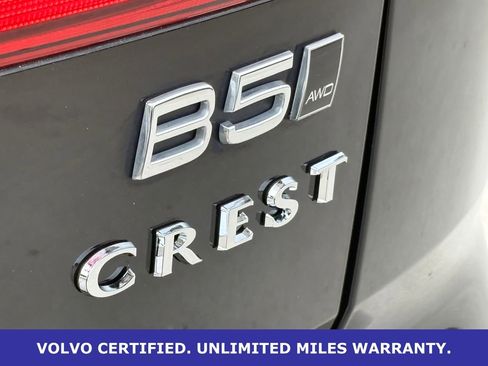 Certified 2023 Volvo XC60 B5 Ultimate AWD/4WD image 10