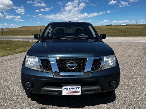 Used 2018 Nissan Frontier SV AWD/4WD image 8