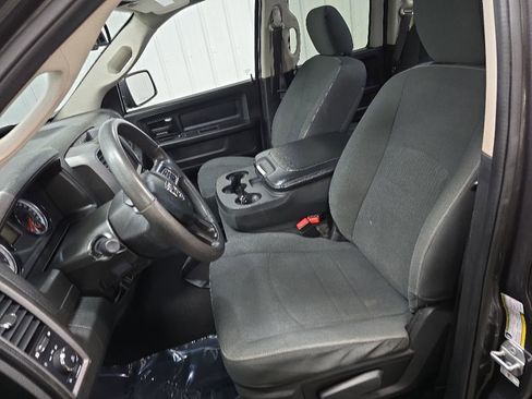 Used 2022 RAM 1500 Express w/ Wheel & Sound Group AWD/4WD image 29