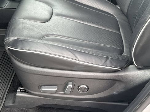 Used 2023 Hyundai Palisade SEL FWD image 12