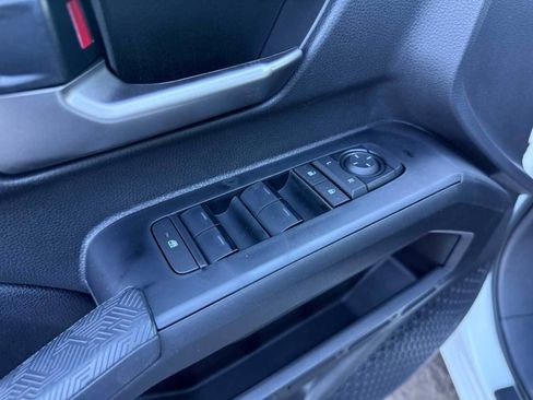 New 2025 Toyota Tacoma TRD Off-Road image 9