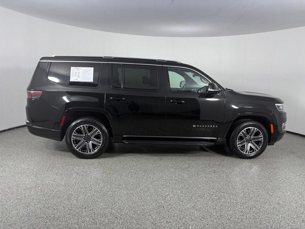 Used 2023 Jeep Wagoneer 4WD w/ Premium Group I image 8