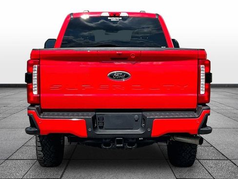 Used 2025 Ford F250 XLT w/ Black Appearance Package AWD/4WD image 4