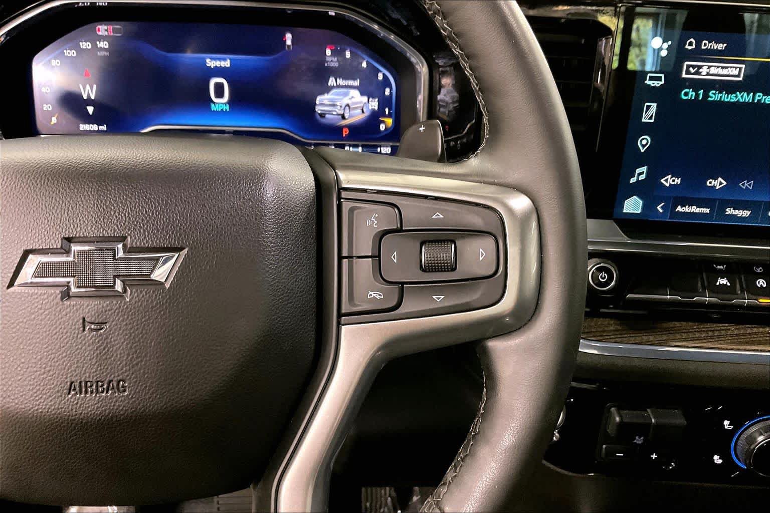 Used 2024 Chevrolet Silverado 1500 RST w/ Convenience Package II AWD/4WD image 24