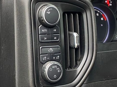 Used 2019 Chevrolet Silverado 1500 Custom Trail Boss image 10