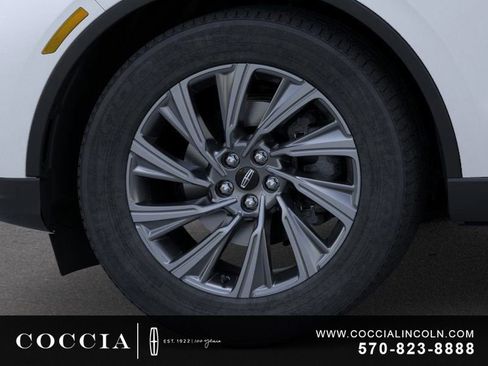 New 2026 Lincoln Aviator AWD image 19