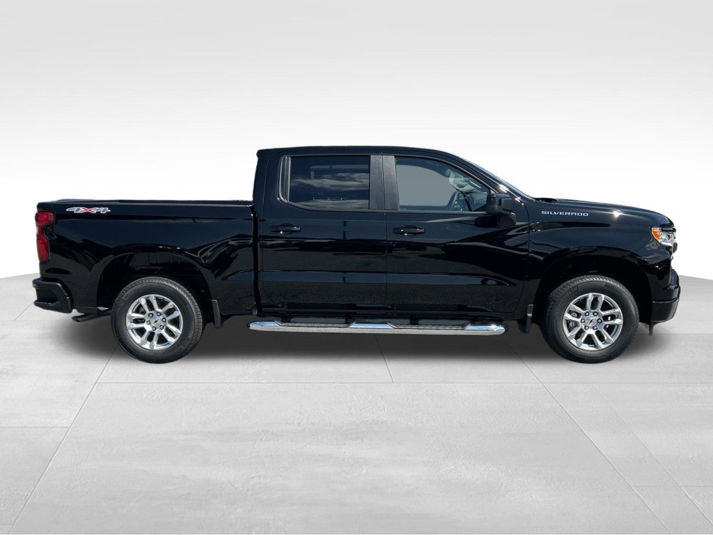 New 2026 Chevrolet Silverado 1500 RST AWD/4WD image 2
