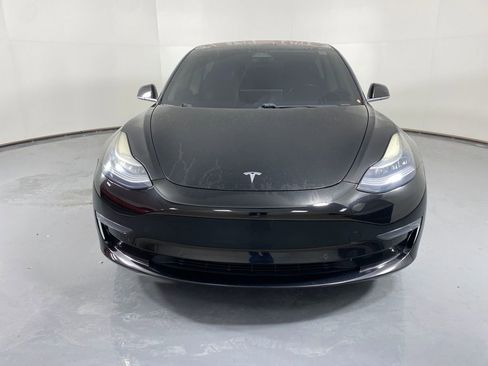 Used 2018 Tesla Model 3 Long Range image 2